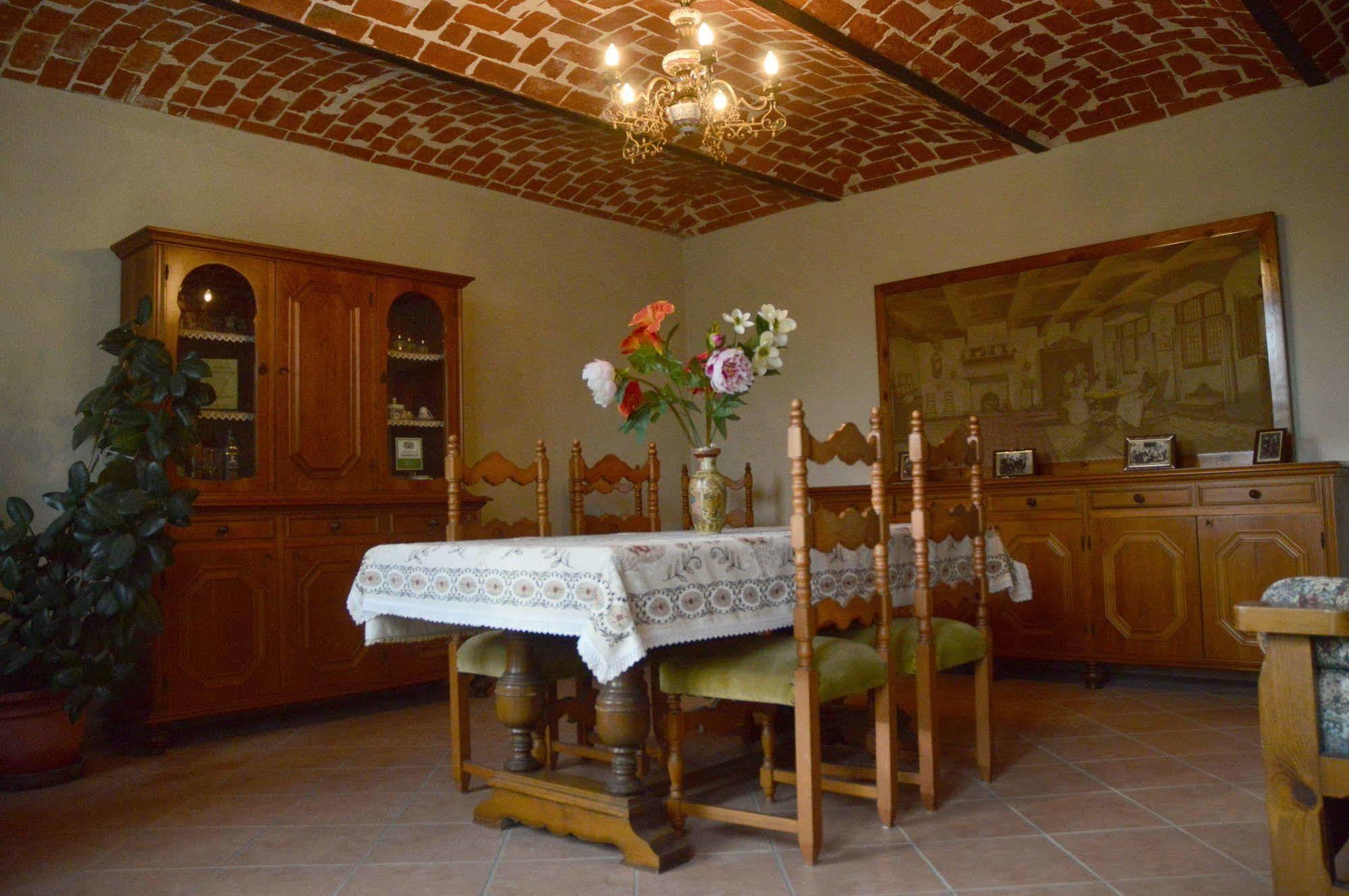 B&B Cascina Bricchetto Asti Buitenkant foto